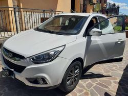 Bianco Usata 2014 Hyundai ix35 Xpossible SUV | 8000 € (Buon prezzo)