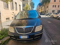 Nero Usata 2010 Lancia Phedra Monovolume | 4600 € (Ottimo prezzo)