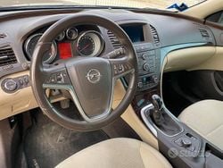 Usata 2011 Opel Insignia Station wagon | 2000 € (Buon prezzo)