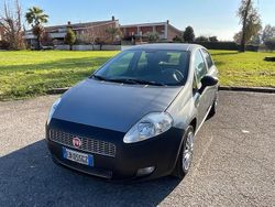 Grigio Usata 2010 Fiat Grande Punto Due volumi | 3900 € (Ottimo prezzo)