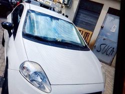 Bianco Usata 2009 Fiat Grande Punto Due volumi | 2000 €