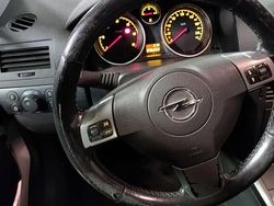 Grigio Usata 2004 Opel Astra Tre volumi | 800 €