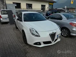 Usata 2011 Alfa Romeo Giulietta Due volumi | 4400 € (Ottimo prezzo)