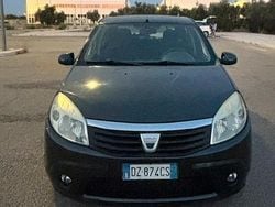 Nero Usata 2008 Dacia Sandero Tre volumi | 3799 €