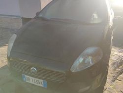 Usata 2006 Fiat Grande Punto Due volumi | 3000 €