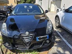 Usata 2014 Alfa Romeo Giulietta Distinctive Due volumi | 4690 € (Super prezzo)