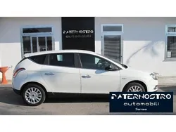 Bianco(met.) Usata 2014 Lancia Delta Gold Tre volumi | 7499 € (Molto cara)
