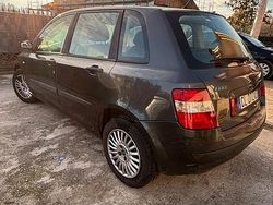 Grigio Usata 2004 Fiat Stilo Due volumi | 1100 € (Ottimo prezzo)