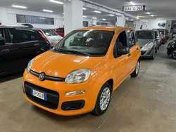 Arancione Usata 2022 Fiat Panda Due volumi | 9990 € (Buon prezzo)