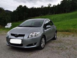 Usata 2007 Toyota Auris Terra Tre volumi | 3550 € (Buon prezzo)