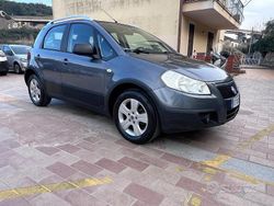 Grigio Usata 2009 Fiat Sedici Emotion SUV | 4800 € (Buon prezzo)