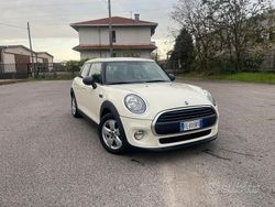 Bianco Usata 2017 Mini ONE Due volumi | 14.000 €