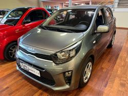 Grigio Usata 2022 Kia Picanto Urban Due volumi | 9800 € (Buon prezzo)