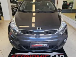 Grigio Usata 2013 Kia Rio EX Tre volumi | 6200 € (Buon prezzo)