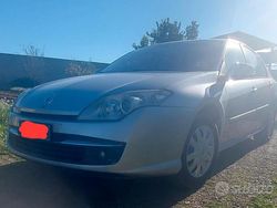 Grigio Usata 2009 Renault Laguna III Tre volumi | 4000 €