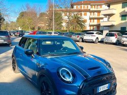 Blu Usata 2022 Mini John Cooper Works Due volumi | 34.500 € (Molto cara)