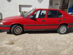 Usata 1994 Alfa Romeo 33 Tre volumi | 3490 €