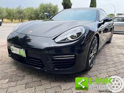 Blu/azzurro(met.) Usata 2015 Porsche Panamera Tre volumi | 77.000 €