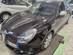 Nero metallizzato Usata 2014 Alfa Romeo Giulietta Veloce Tre volumi | 7500 € (Buon prezzo)