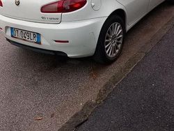 Bianco Usata 2008 Alfa Romeo 147 Due volumi | 1000 € (Ottimo prezzo)