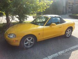 Giallo Usata 2001 Mazda MX5 Cabrio | 10.500 €
