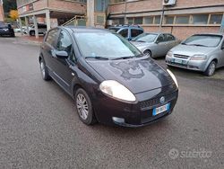 Nero Usata 2007 Fiat Punto Classica Tre volumi | 1800 € (Buon prezzo)