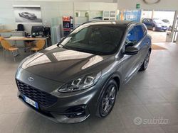 Grigio scuro Usata 2022 Ford Kuga ST-Line SUV | 22.900 € (Cara)