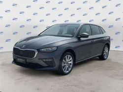 Grigio Nuova 2025 Skoda Scala Selection Due volumi | 22.990 € (Buon prezzo)