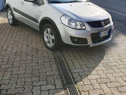 Argento Usata 2012 Suzuki SX4 GLX SUV | 6950 € (Cara)