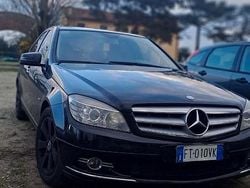 Nero Usata 2011 Mercedes C200 Tre volumi | 6500 €