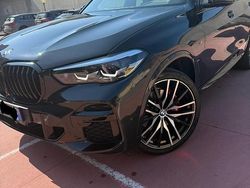 Nero Usata 2022 BMW X5 M Sport SUV | 59.000 € (Buon prezzo)