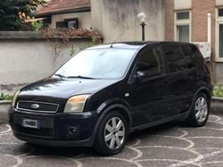 Nero Usata 2006 Ford Fusion Collection Monovolume | 1950 € (Buon prezzo)