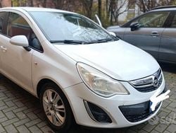 Bianco Usata 2012 Opel Corsa Tre volumi | 4200 € (Buon prezzo)