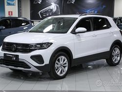 Pure white Nuova 2025 VW T-Cross Edition SUV | 23.900 € (Buon prezzo)