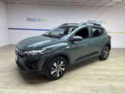 Verde Nuova 2025 Dacia Sandero Expression Due volumi | 18.490 € (Cara)