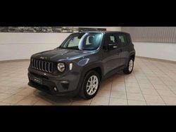 Grigio scuro Usata 2024 Jeep Renegade Limited SUV | 22.900 € (Buon prezzo)