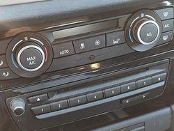 Verde Usata 2014 BMW X1 SUV | 9000 € (Buon prezzo)