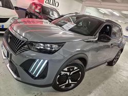 Grigio selenio + tetto nero Usata 2024 Peugeot 2008 GTi SUV | 23.900 € (Buon prezzo)
