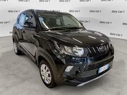 Nero Usata 2023 Mahindra KUV100 Due volumi | 11.890 €