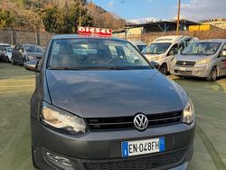 Grigio Usata 2012 VW Polo Comfortline Tre volumi | 5700 € (Buon prezzo)