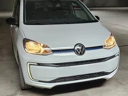 Bianco Usata 2021 VW e-up! Style Due volumi | 13.000 € (Ottimo prezzo)