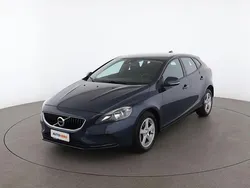 Blu Usata 2017 Volvo V40 Kinetic Station wagon | 13.199 € (Buon prezzo)