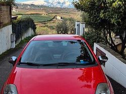 Rosso Usata 2012 Fiat Punto Due volumi | 4200 €