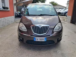 Grigio Usata 2010 Lancia Musa Monovolume | 3600 € (Buon prezzo)