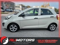Beige Usata 2011 Kia Picanto Due volumi | 6400 €