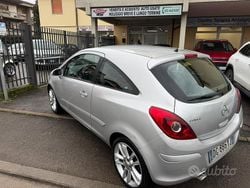 Grigio Usata 2007 Opel Corsa Enjoy Tre volumi | 1900 € (Ottimo prezzo)