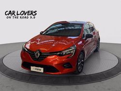 Arancio Usata 2022 Renault Clio V Techno Due volumi | 15.990 € (Buon prezzo)