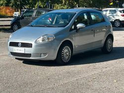 Grigio Usata 2006 Fiat Grande Punto Dynamic Due volumi | 2300 € (Buon prezzo)