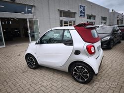 Bianco Usata 2016 Smart ForTwo Cabrio Cabrio | 14.500 €