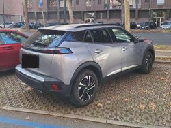Argento Usata 2021 Peugeot 2008 Allure SUV | 17.990 € (Cara)